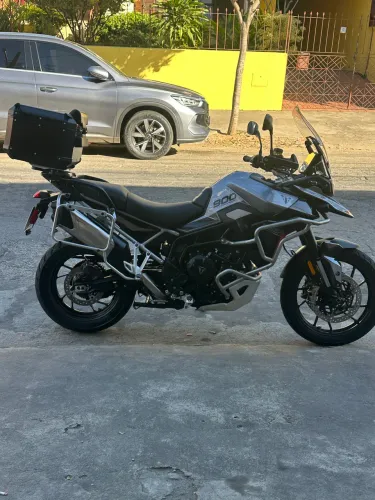 Tiger 900 GT PRO 2024 revisada com todos protetores originais