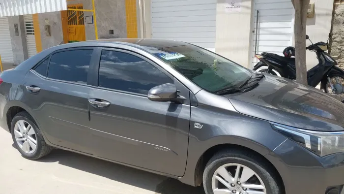 Toyota Corolla GLI 1.8 Flex 16V Aut. 2016