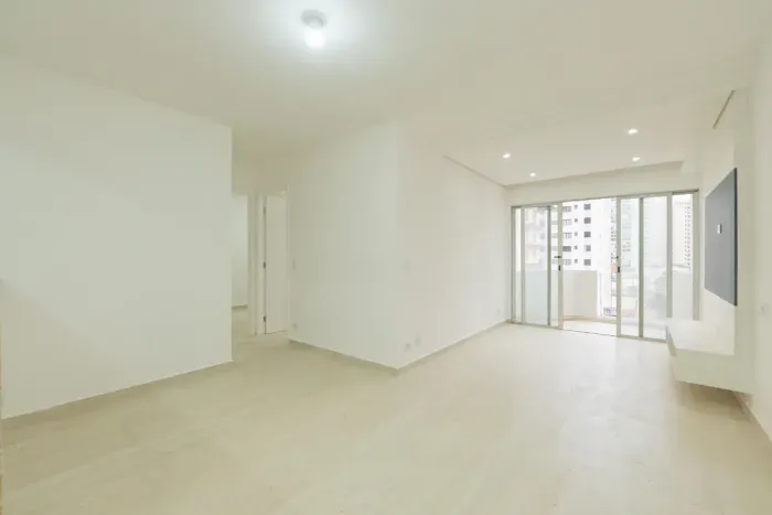 Apartamento à Venda Na Chácara Inglesa Com 2 Dormitórios Sendo 1 Suíte e 1 Vaga - Varanda