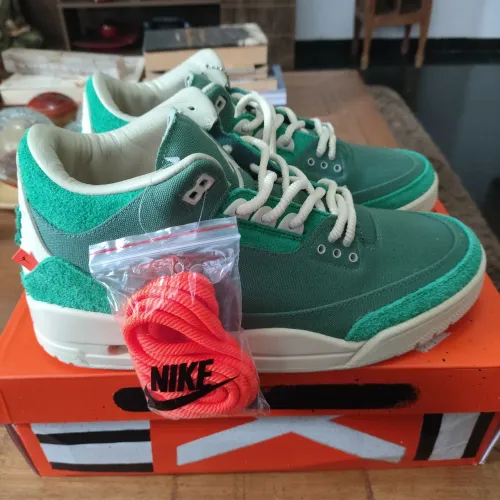 Nike Air Jordan 3 Nina Chanel