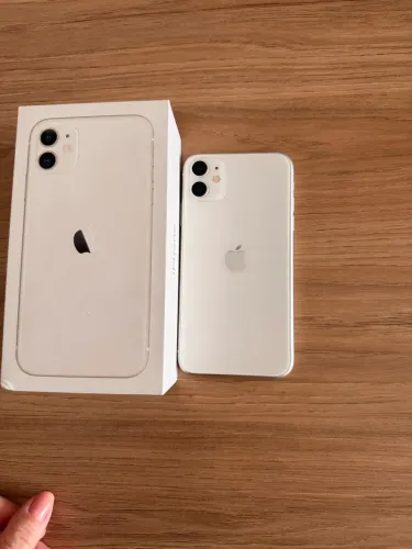 iPhone 11 64GB