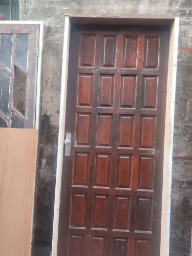 Porta de Massaranduba,0:80 por 2:10.