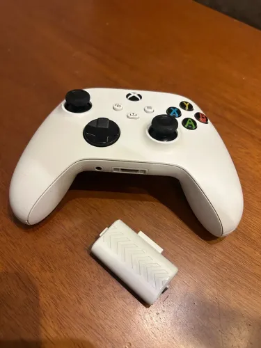 Controle Xbox Séries S/X + bateria