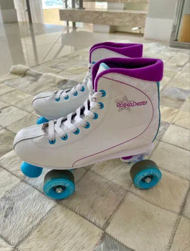 Patins 4 rodas roller derby
