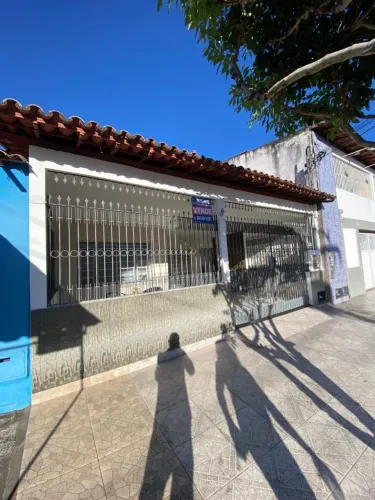 Alugo casa de 3/4 próximo ao shopping Boulevard