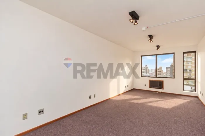 SALA COMERCIAL À VENDA 56m2 EDIFÍCIO SAINT GERMAIN | CENTRO DE PELOTAS