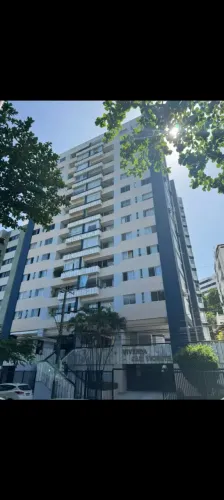 3/4, suite, varanda, 123m2, porcelanato, armários embutidos, dependência de empregada, por