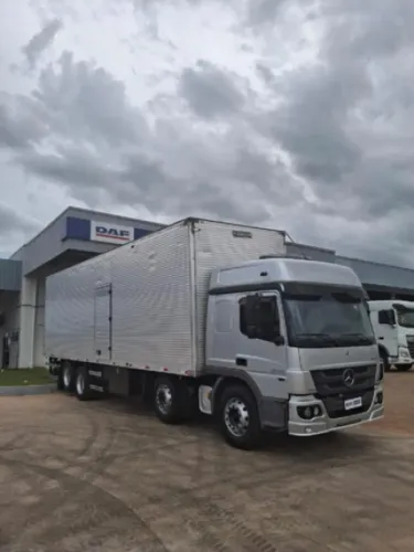MERCEDES BENZ MB 3030.