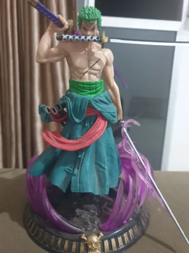 Zoro, estatueta ( não oficial )