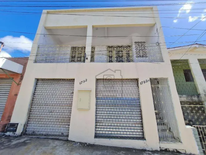 Casa com Ponto Comercial à Venda Oportunidade para Moradia e Negócio - Natal/RN - CA0472