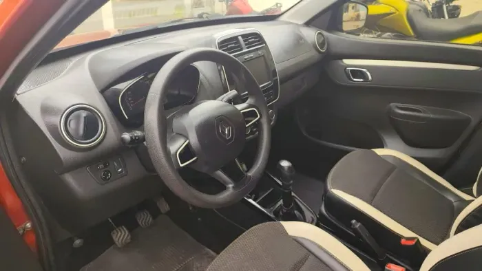Renault Kwid Intense 1.0 Flex 12V 5P Mec. 2022