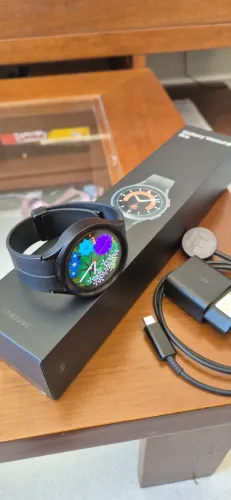 Relógio Galaxy Watch5 Pro / excelente estado.