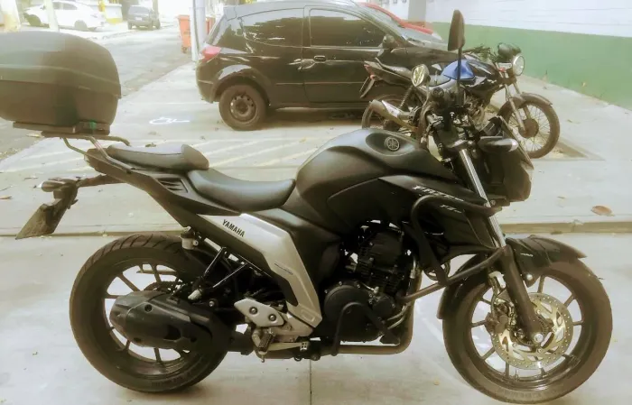 Vendo Fazer 250