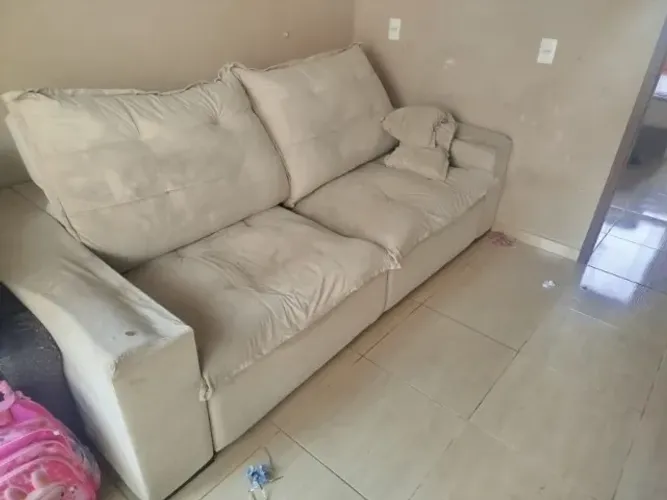 Sofá 2 lugares