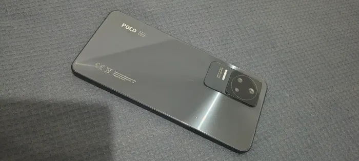 Xiaomi poco f4 