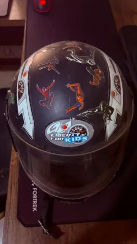 capacete infantil