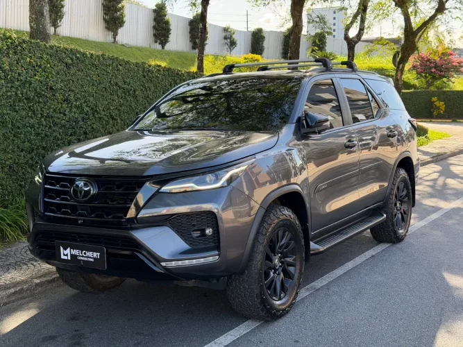 Toyota Hilux SW4 SRX 4X4 2.8 TDI 16V Dies. Aut. 2021