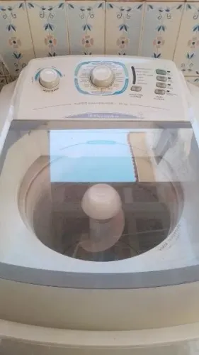 Vendo Máquina de Lavar Electrolux