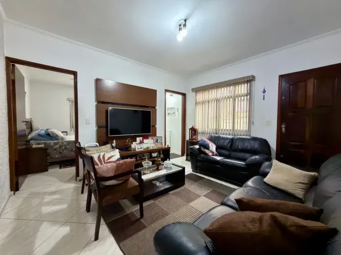 Casa assobradada à venda no Bairro da Vila dos Remédios na Rua Antonio Ayrosa