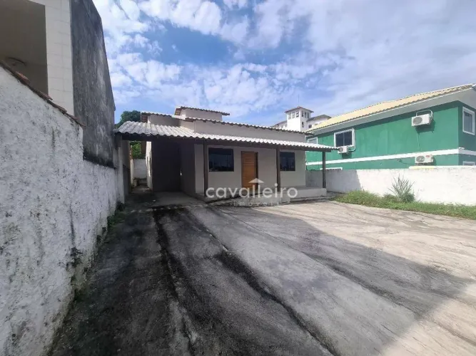 Casa Comercial com 5 dormitórios para alugar, 177 m² por R$ 10.000/mês - Centro - Maricá/R
