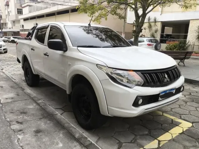 Mitsubishi L200 Triton Sport GL 2.4 Diesel 2023