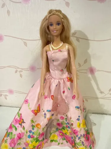 Barbie flower