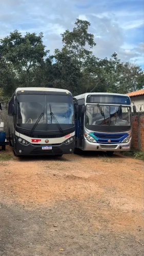 Ônibus a venda