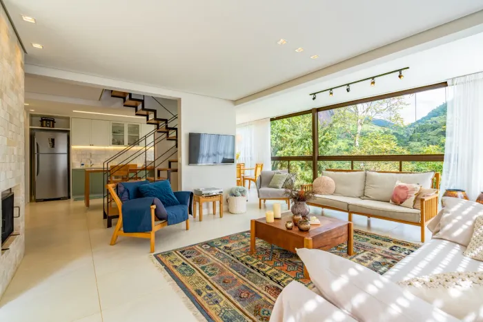 Casa com 3 quartos em condomínio em Pedro do Rio, Petrópolis.