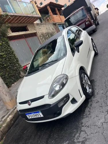 Fiat Punto Blackmotion 1.8 Flex 16V 5P. 2016