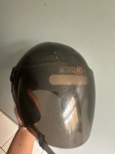 Capacete