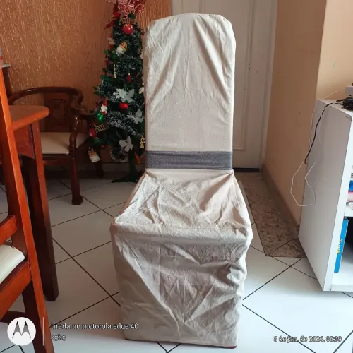 vende conjunto de 06 capas para cadeiras de sala de jantar sem uso.