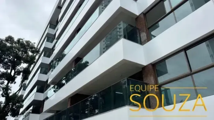 Arthur Bruno Schwambach | Lindo apartamento de 3 suítes em Monteiro/Casa Forte / 123m²