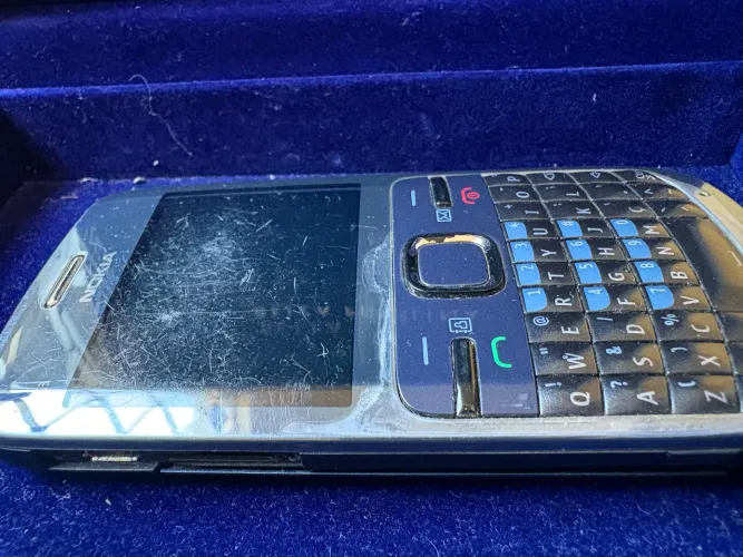 Celular nokia c3