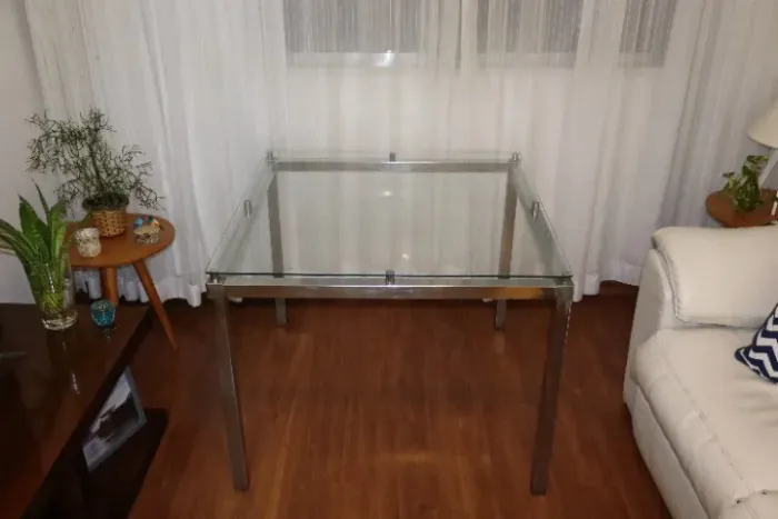 Mesa de Inox e Vidro em excelente estado!