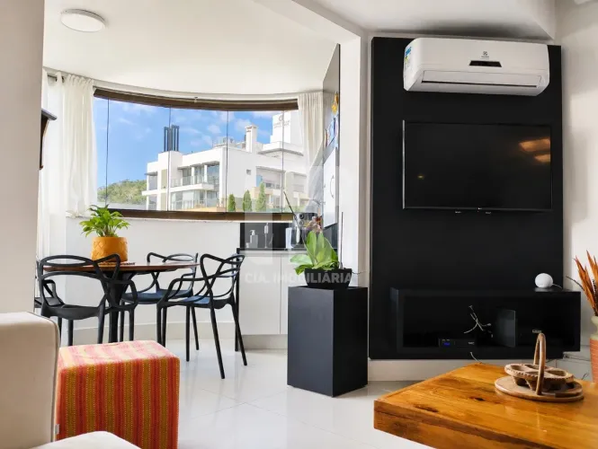 Apartamento de 2 suítes à venda em Jurerê