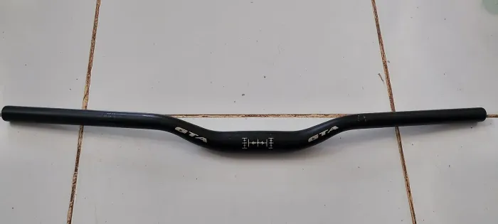 Guidão GTA preto