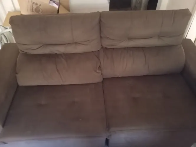 Vendo sofá marrom retrátil