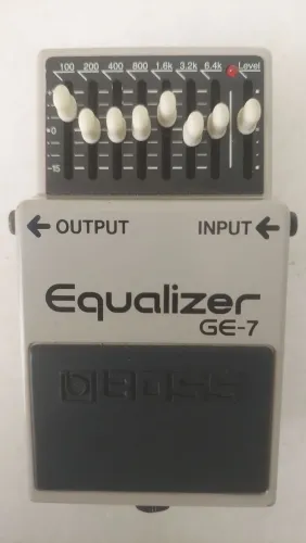 Equalizer GE-7 Boss. É um pedal equalizador indispensável para todo músico. Está novinho!