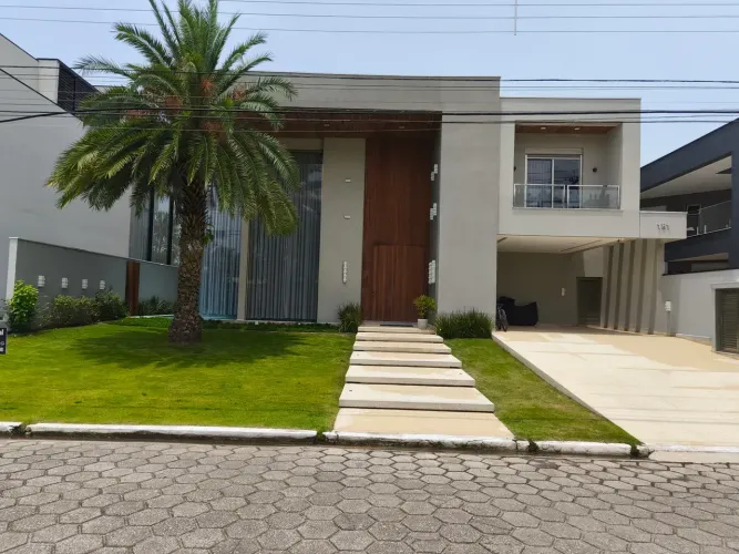 Casa Nova a Venda no Condomínio Jardim Acapulco com 6 suítes Guarujá SP
