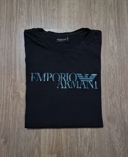 Camiseta Armani