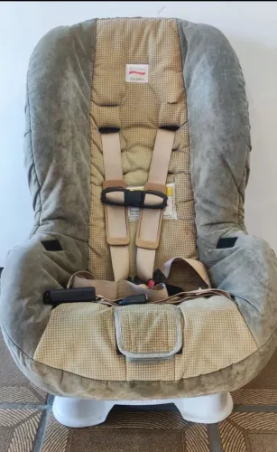 Cadeira de carro 2-18 meses