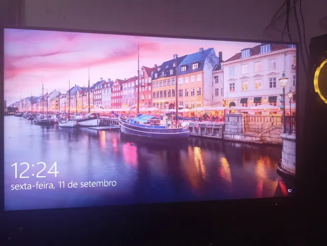 Monitor Gamer AOC 27G2E1 - 27" - NO PIX TEM CONVERSA