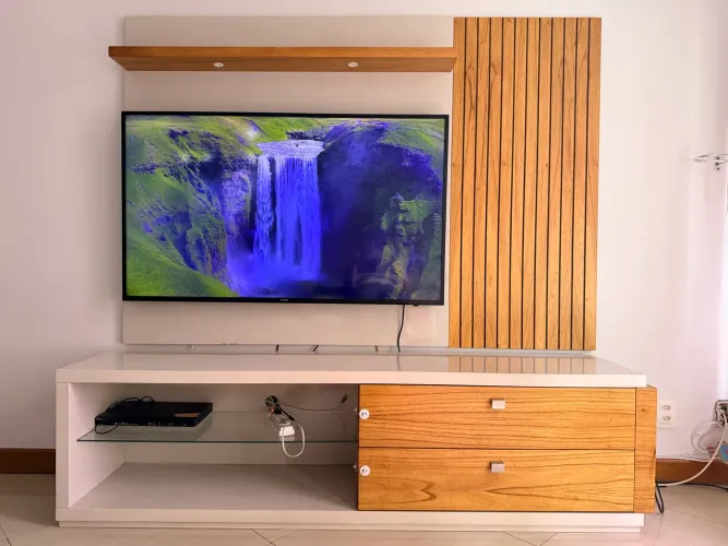 RACK/PAINEL PARA TV + TV SAMSUNG 55?