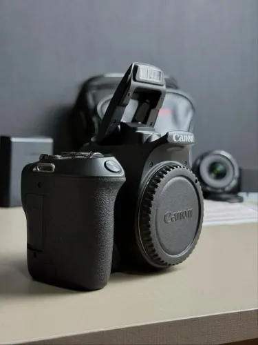 Câmera canon SL3(corpo) + certificado, tudo original
