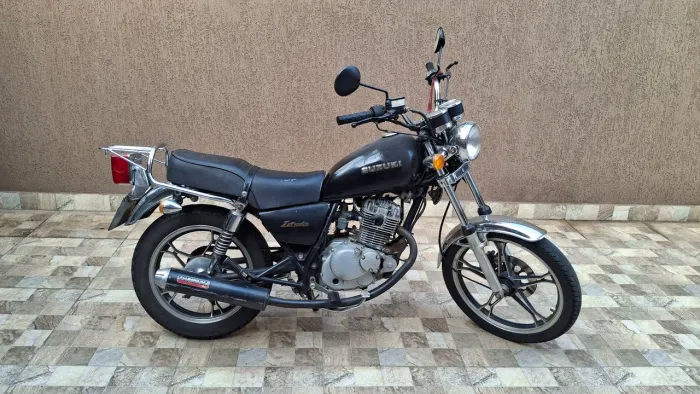 Suzuki Intruder 125