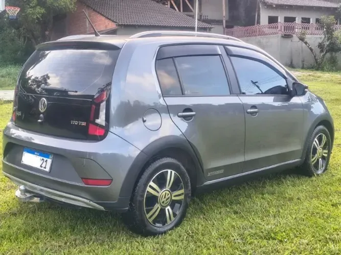 Volkswagen Up! Extreme 1.0 TSI Total Flex 12V 5P 2021