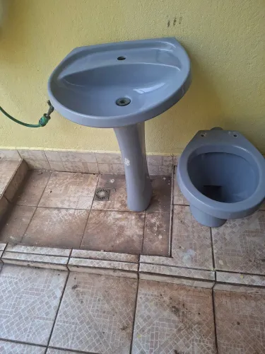 Pia lavatório e vaso ? sanitario