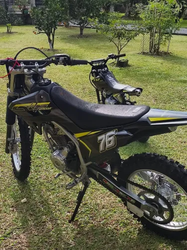 Vende-se Honda CRF 250f e Pro Tork TR 100 