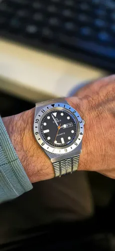 Relógio Timex Q reissue 38mm - impecável!