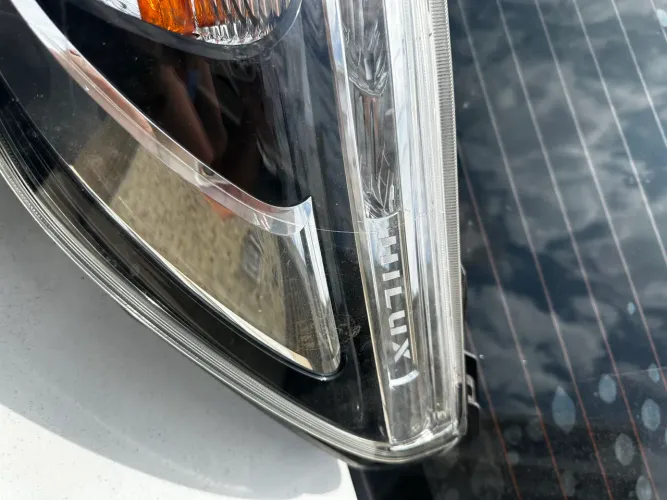 PEÇAS PARA HILUX LANTERNAS FARÓIS GRADES